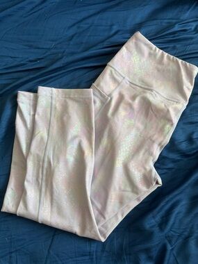 CVG Lilac Glisten Here Medium Capris